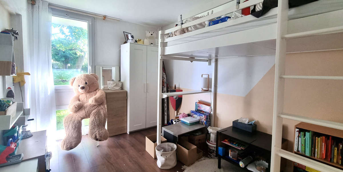 Appartement à HOUILLES