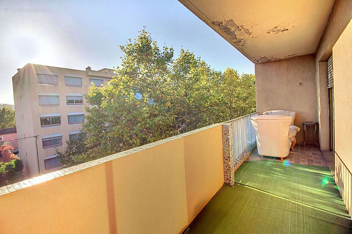 Appartement à DRAGUIGNAN