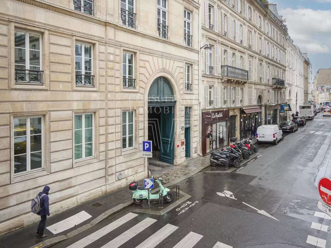 Appartement à PARIS-7E