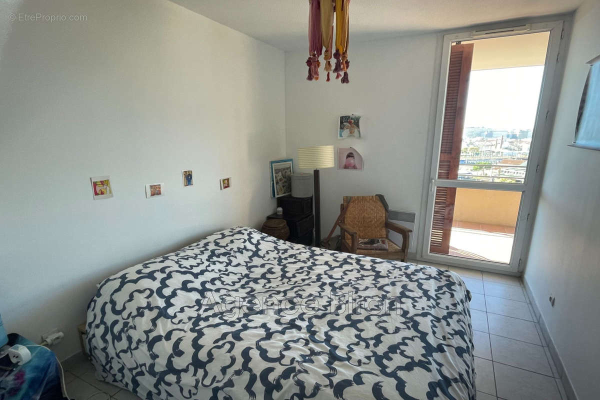 Appartement à MARSEILLE-12E