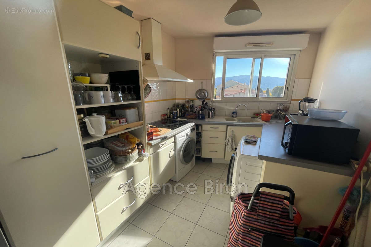 Appartement à MARSEILLE-12E