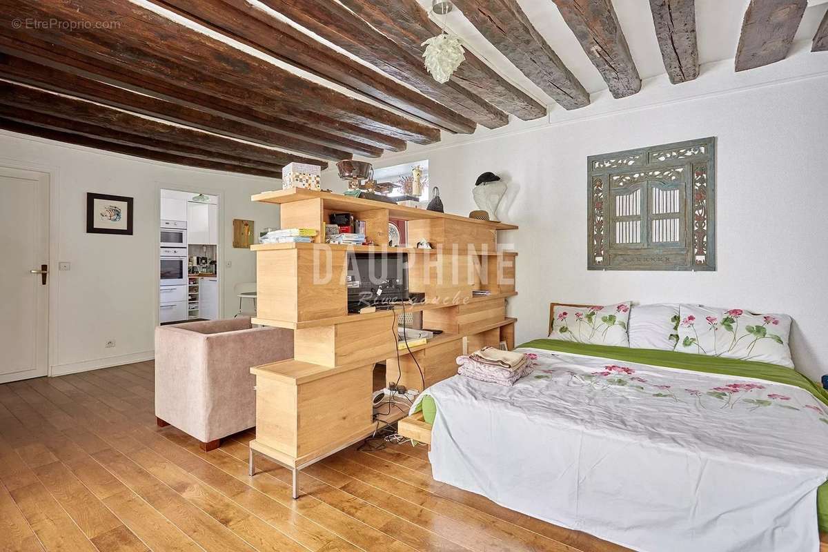 Appartement à PARIS-6E