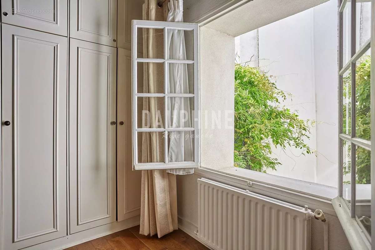 Appartement à PARIS-6E