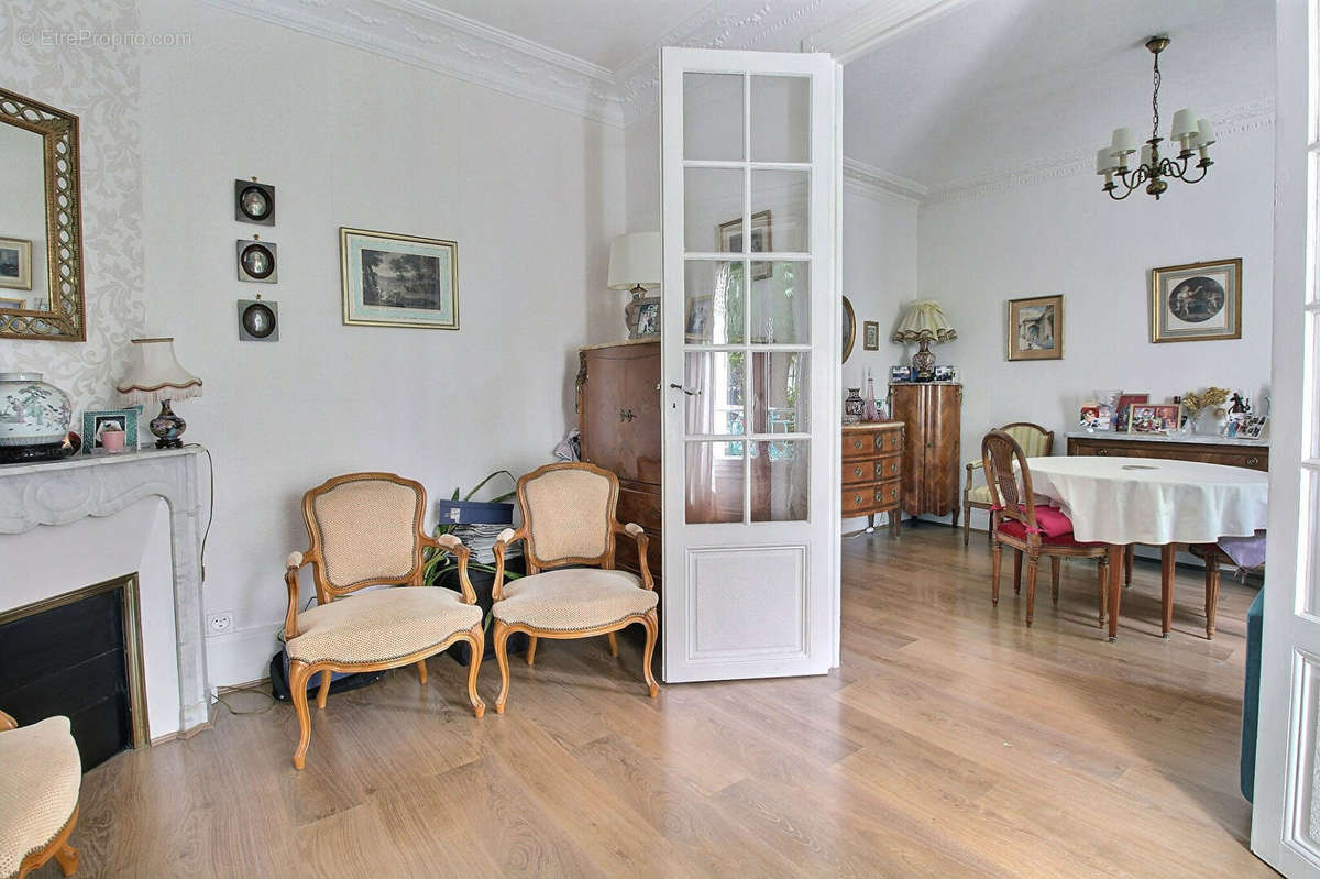 Appartement à COLOMBES