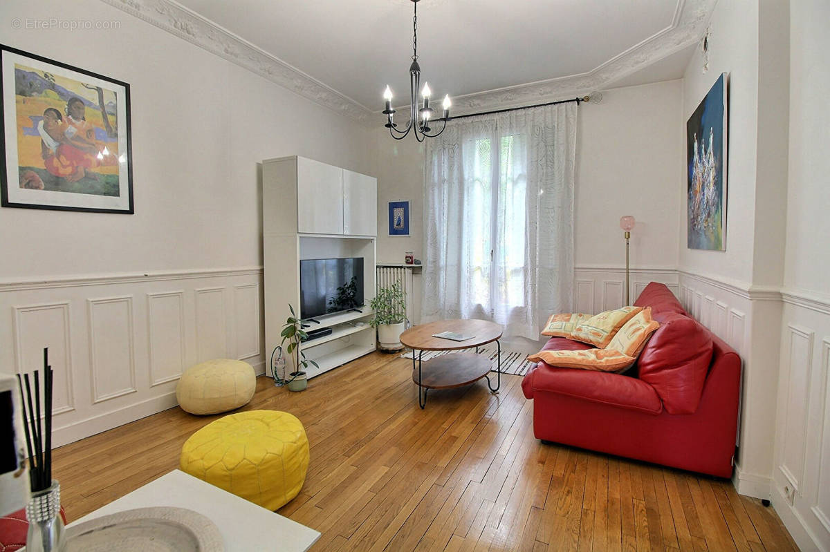 Appartement à COLOMBES