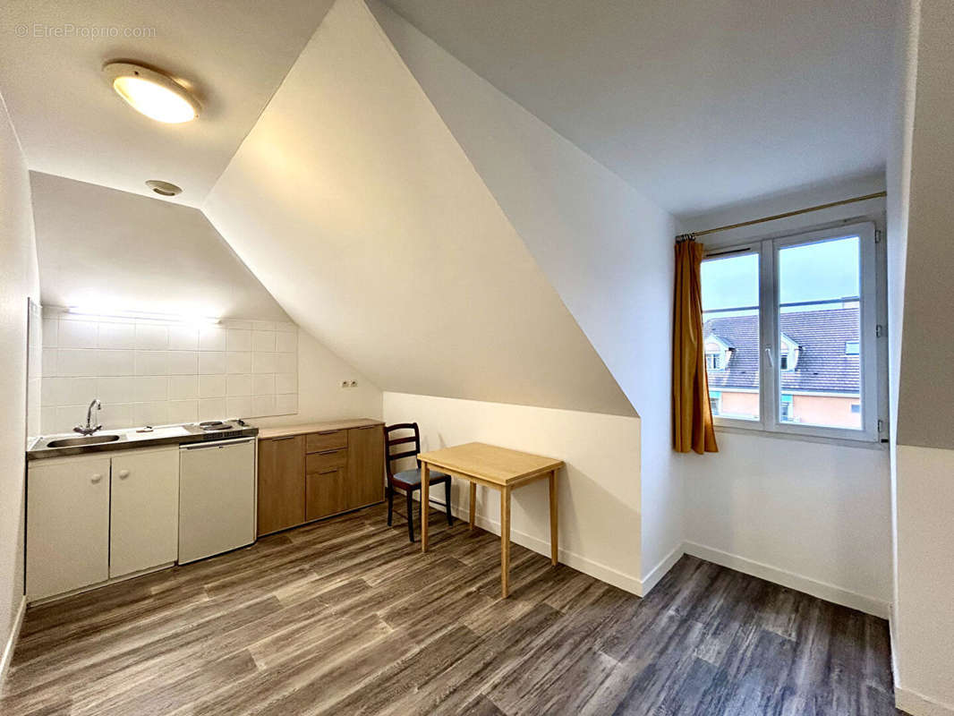 Appartement à VERRIERES-LE-BUISSON