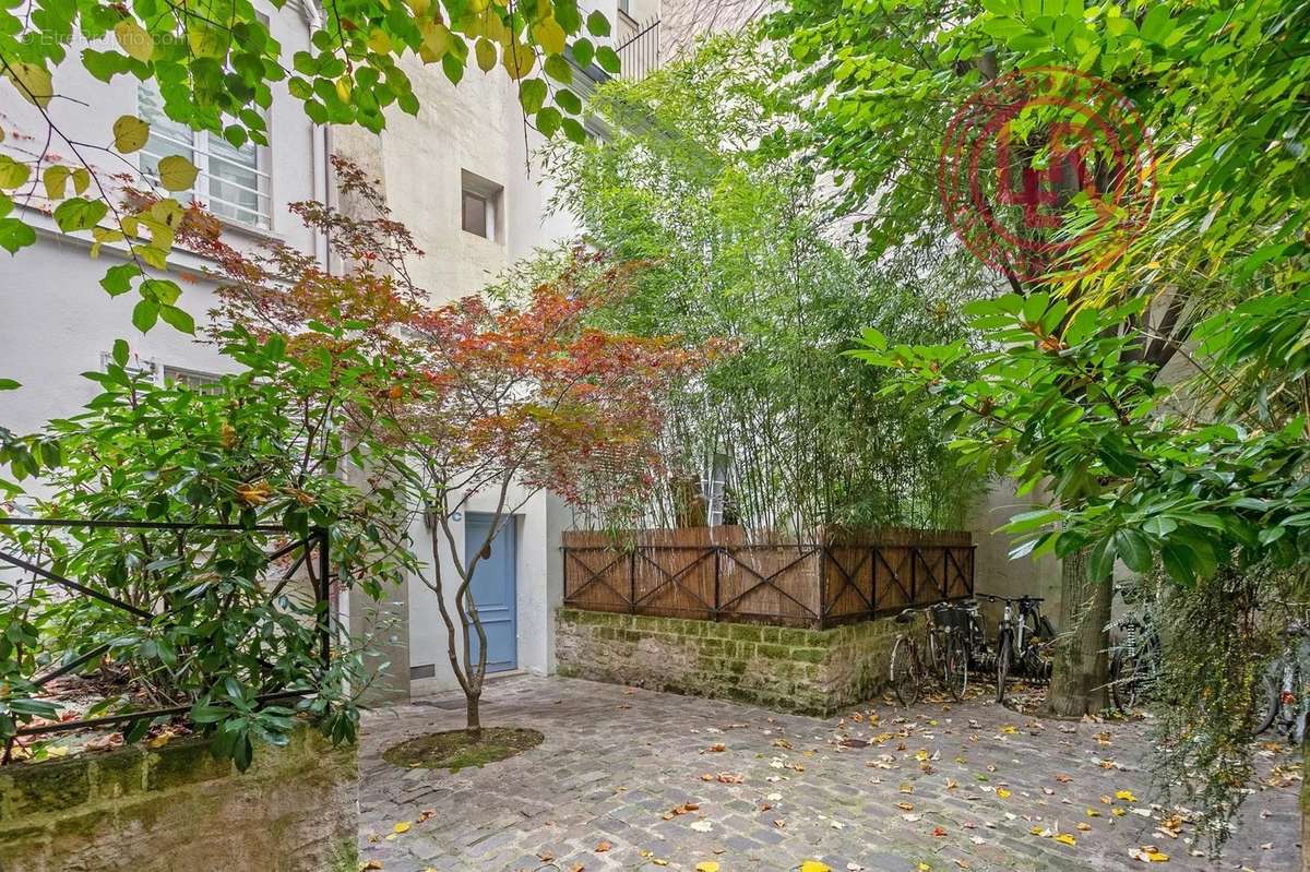 Appartement à PARIS-4E