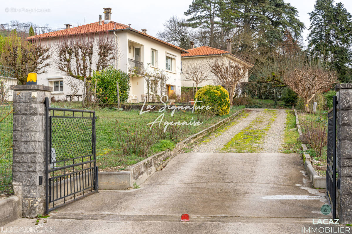 Maison à COLAYRAC-SAINT-CIRQ