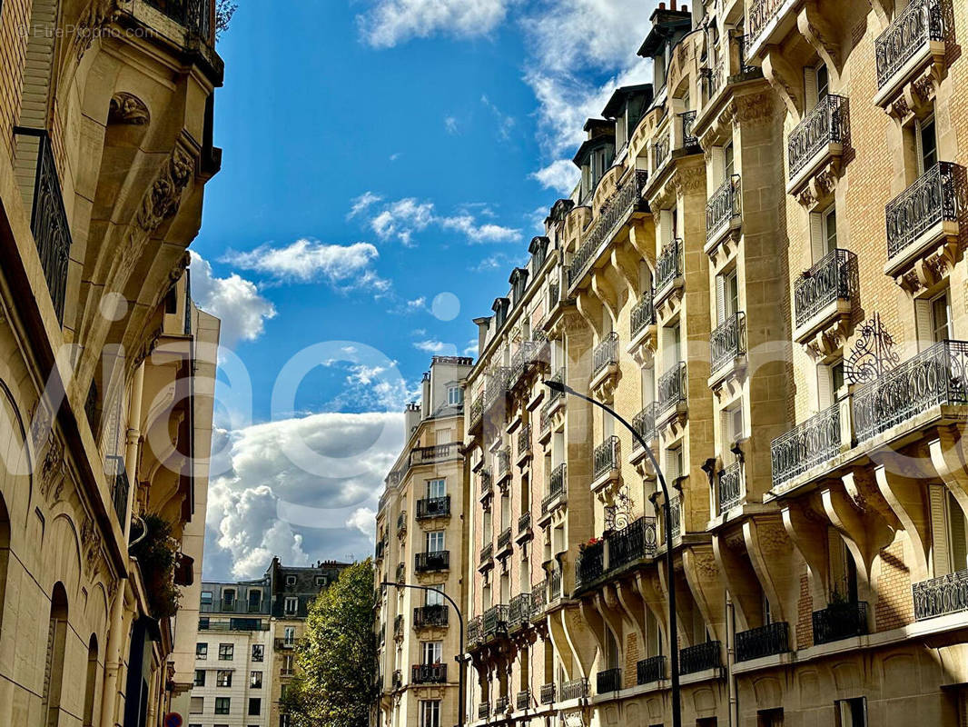 Appartement à LEVALLOIS-PERRET