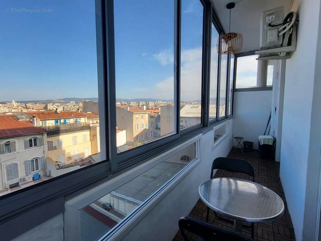 Appartement à MARSEILLE-7E