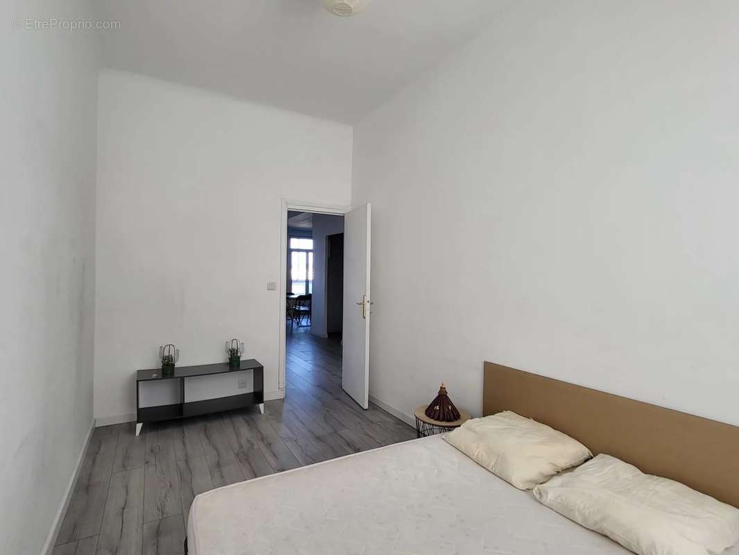 Appartement à MARSEILLE-7E