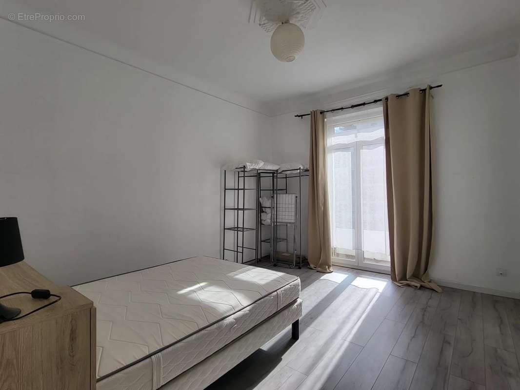 Appartement à MARSEILLE-7E