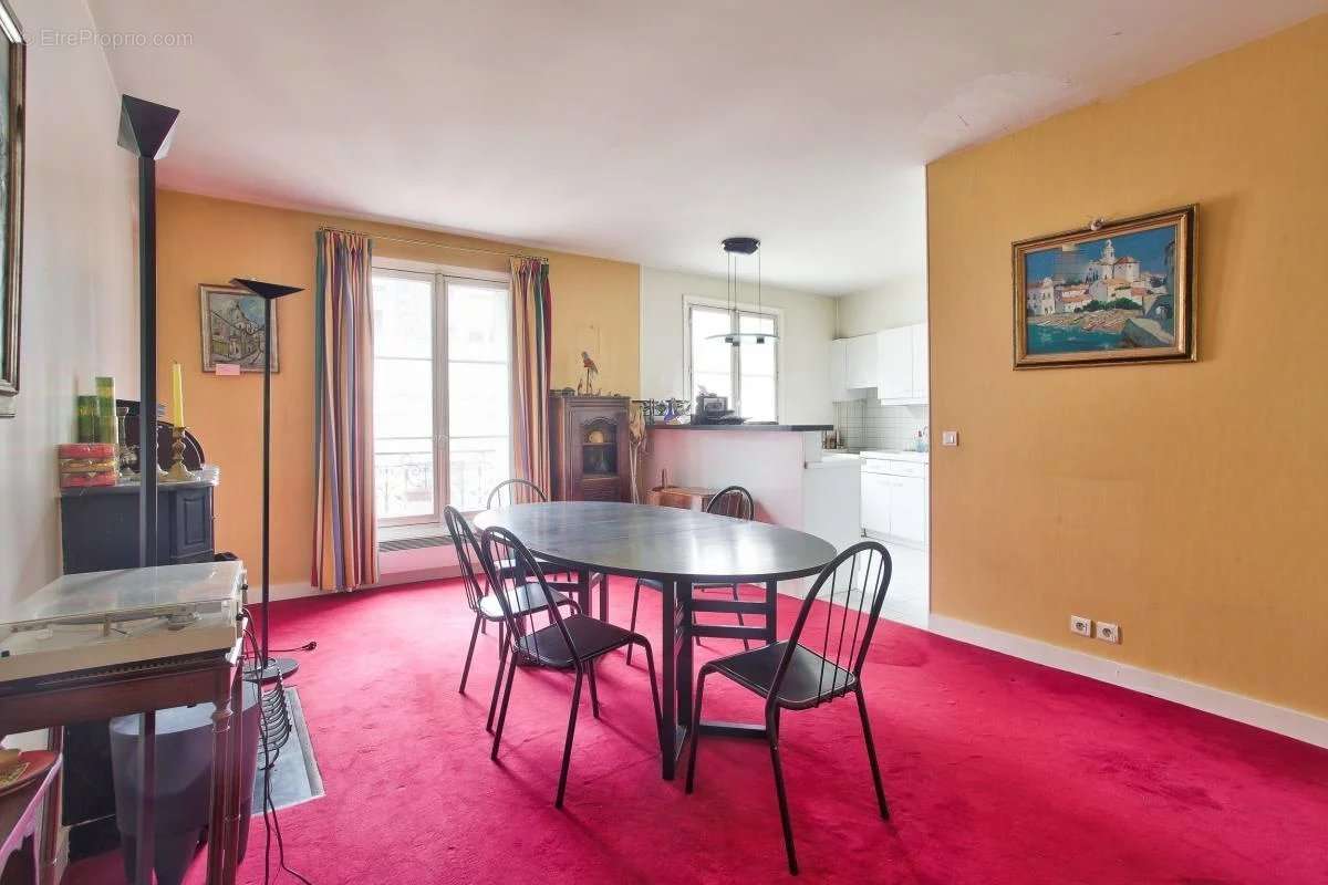 Appartement à PARIS-11E