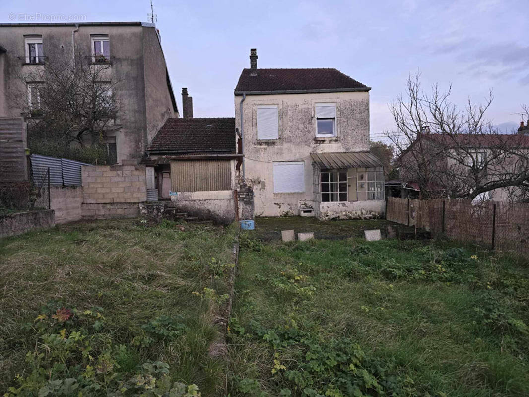 Maison à BOURBONNE-LES-BAINS