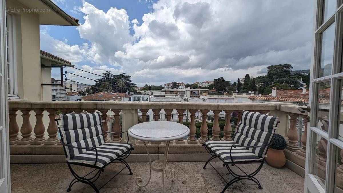 Appartement à CANNES