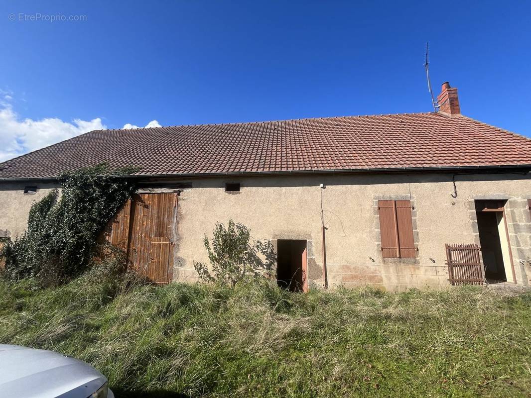 Maison à LAPEYROUSE