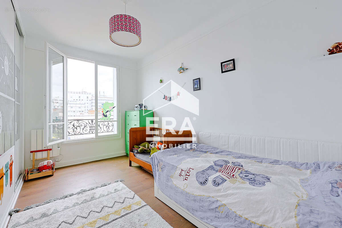 Appartement à PARIS-12E