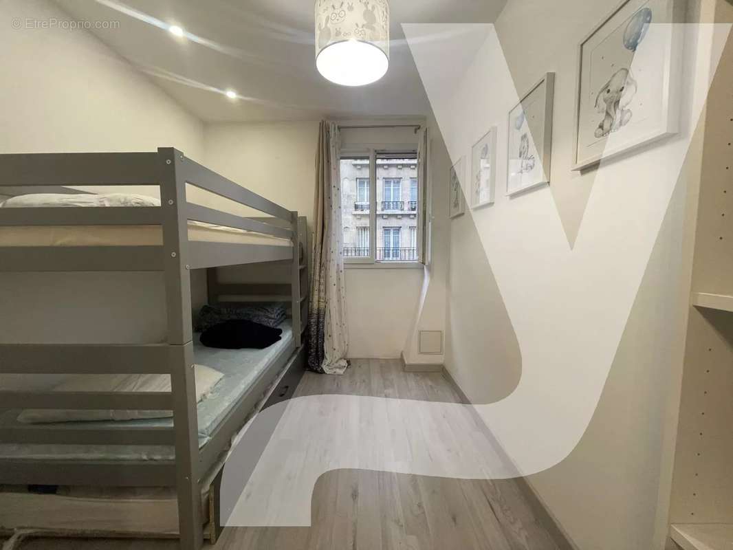 Appartement à PARIS-12E