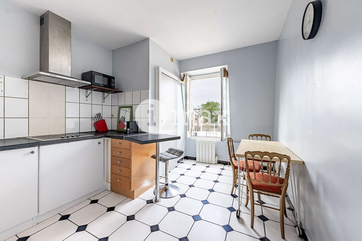 Appartement à LEVALLOIS-PERRET