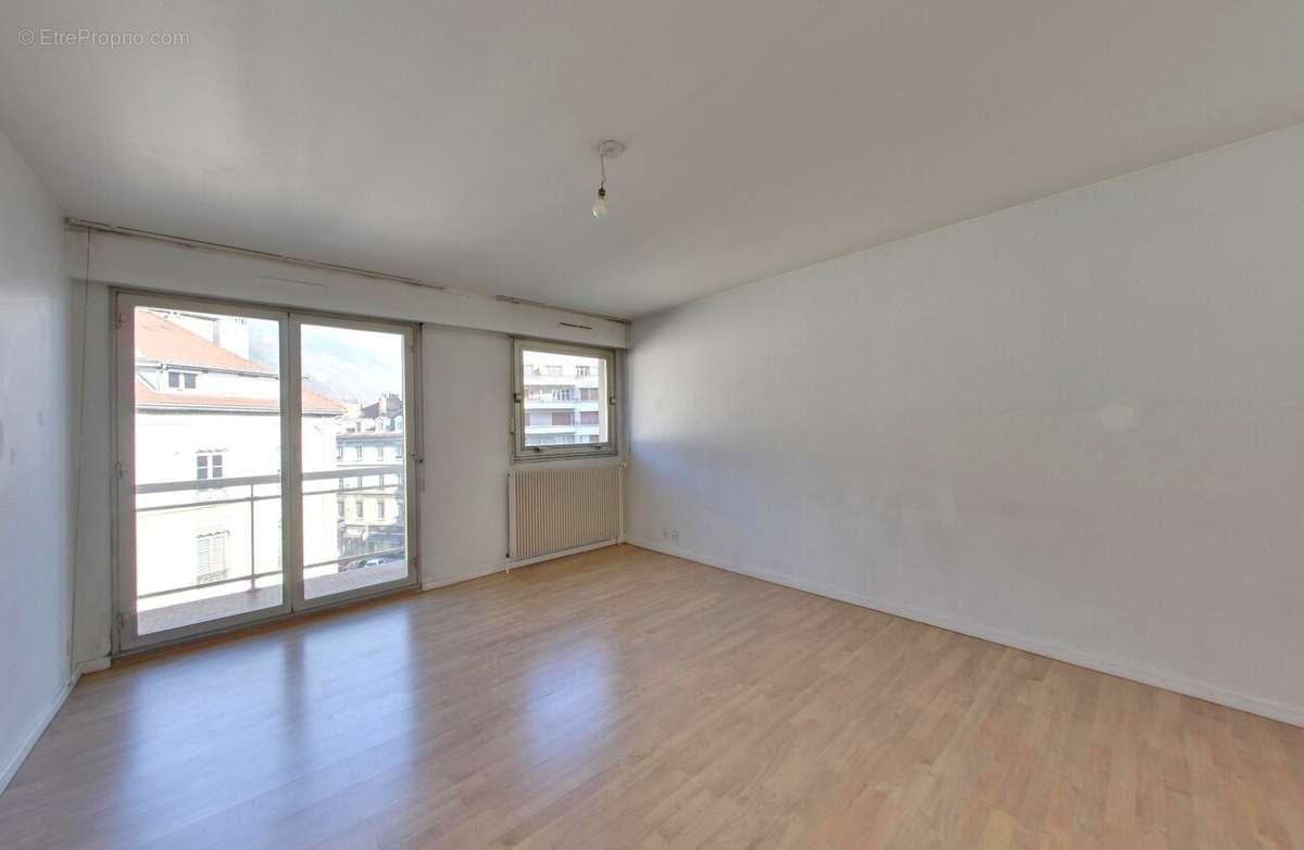 Appartement à GRENOBLE