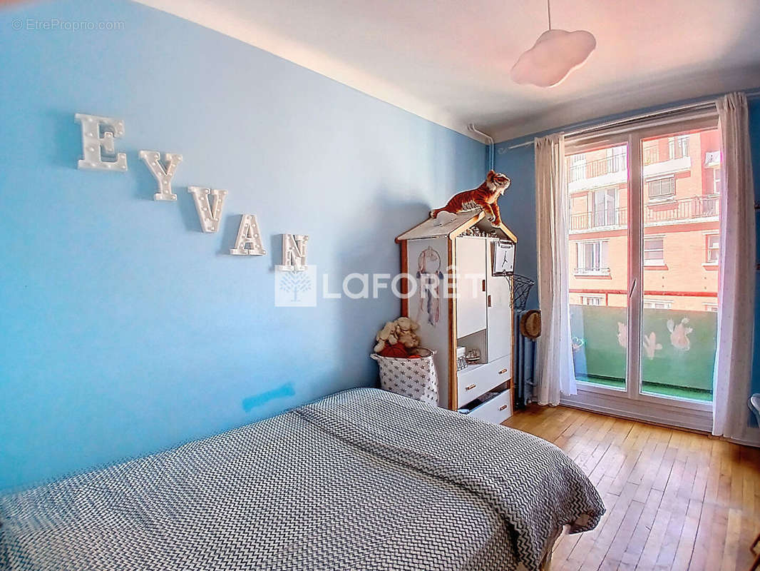 Appartement à PARIS-15E