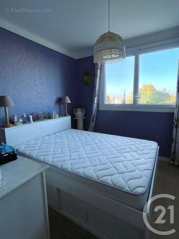 Appartement à MARSEILLE-4E