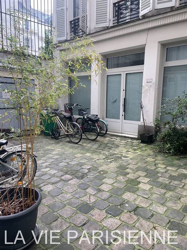 Appartement à PARIS-9E