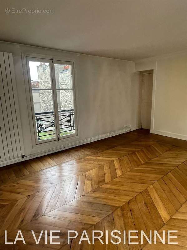 Appartement à PARIS-9E