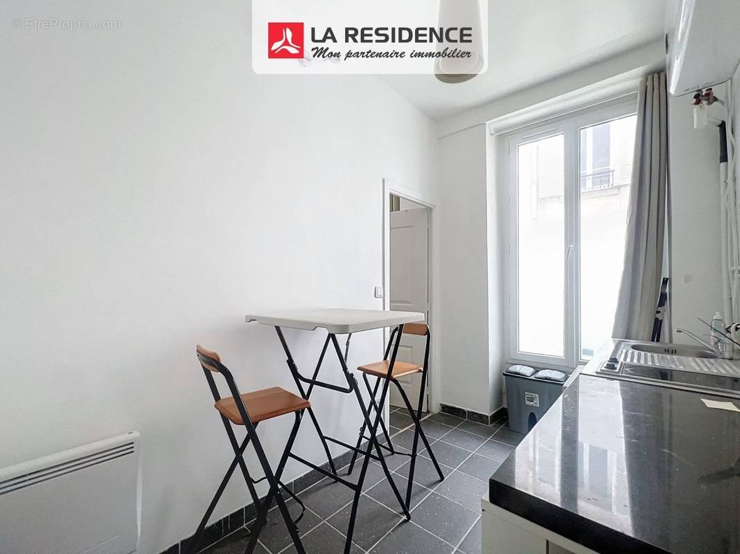 Appartement à PARIS-18E