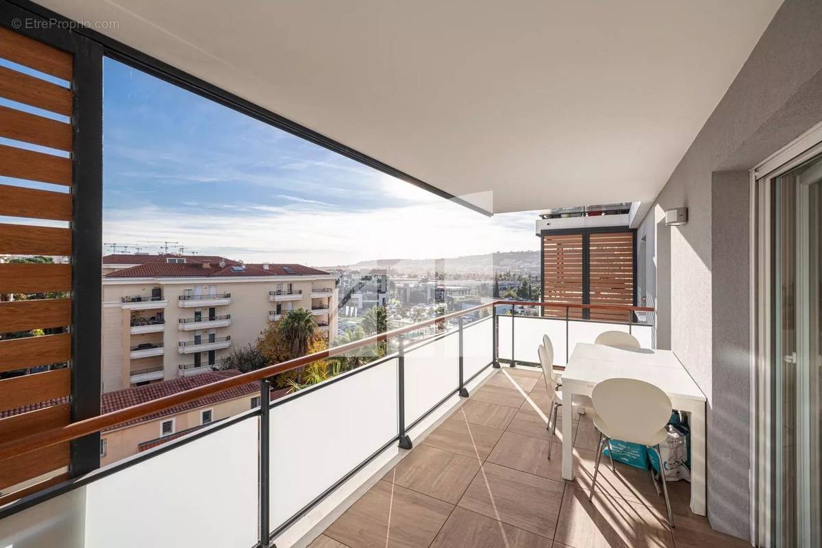 Appartement à NICE