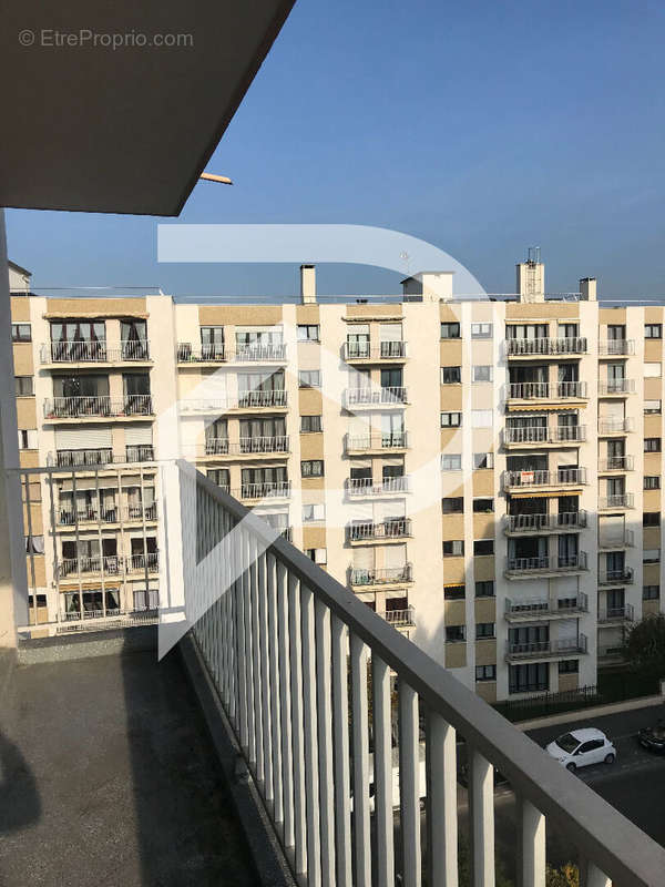 Appartement à VILLEMOMBLE