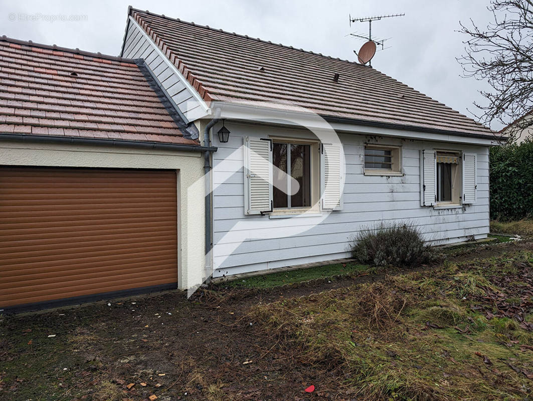 Maison à AMBLAINVILLE