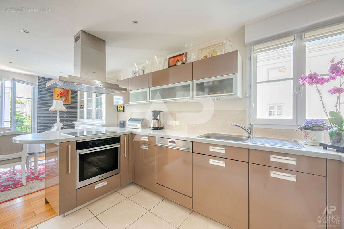 Appartement à RUEIL-MALMAISON