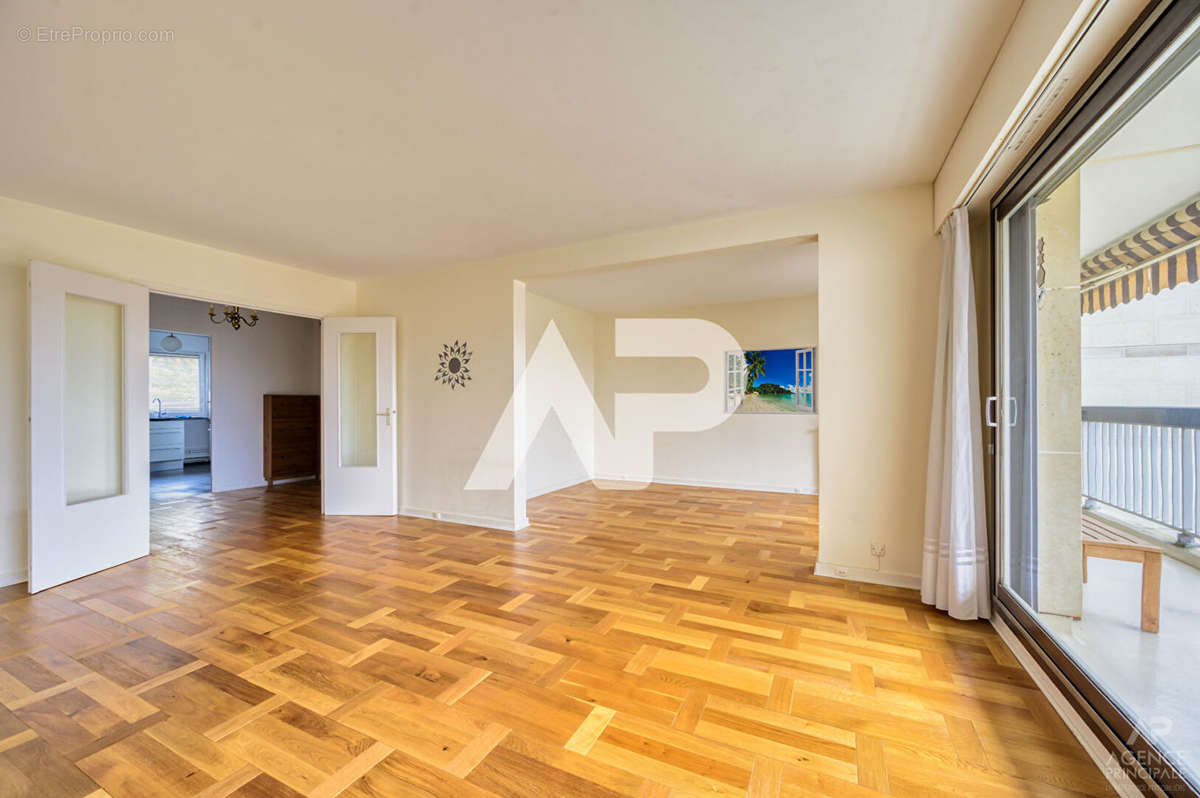 Appartement à RUEIL-MALMAISON