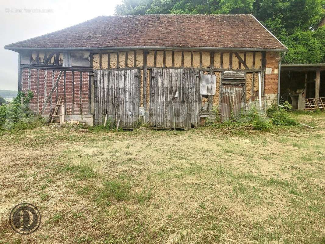 2323 (20) - Maison à BEAUVAIS