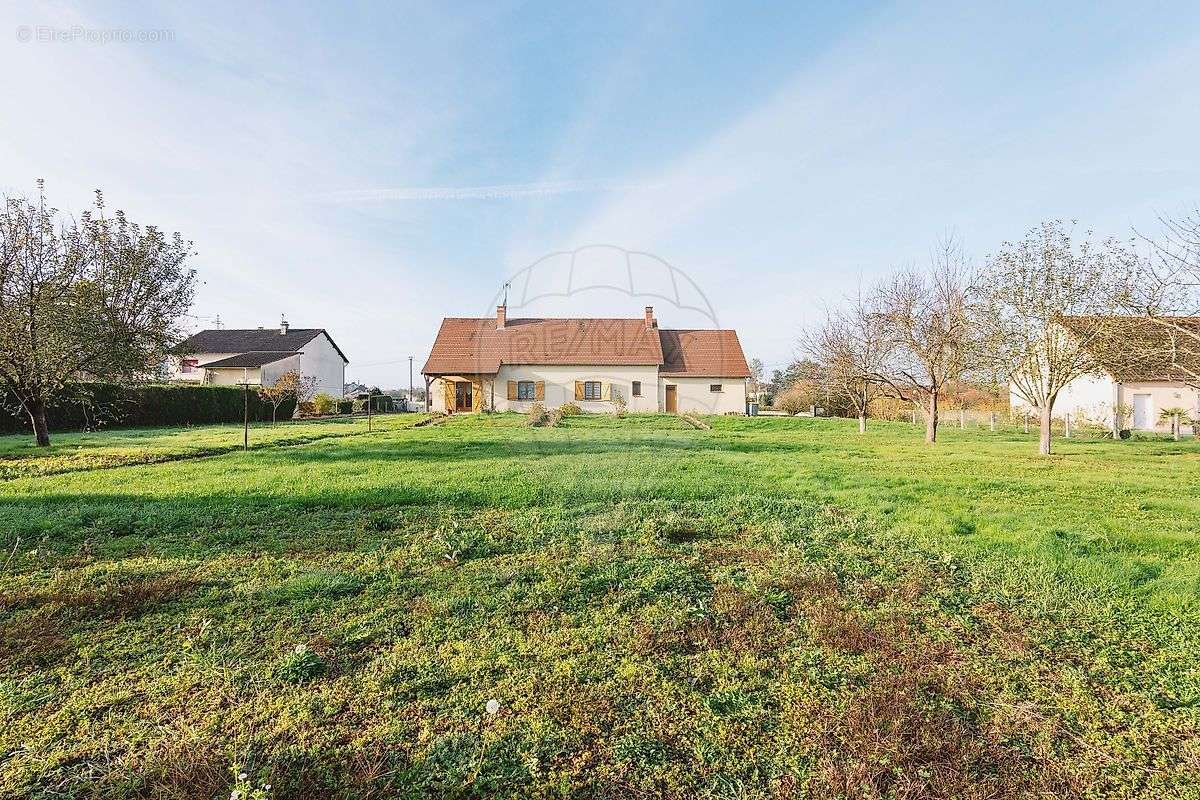 Maison à LAPALISSE