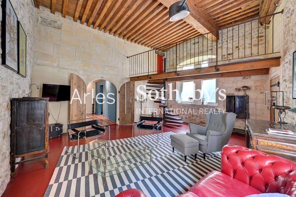 Appartement à ARLES