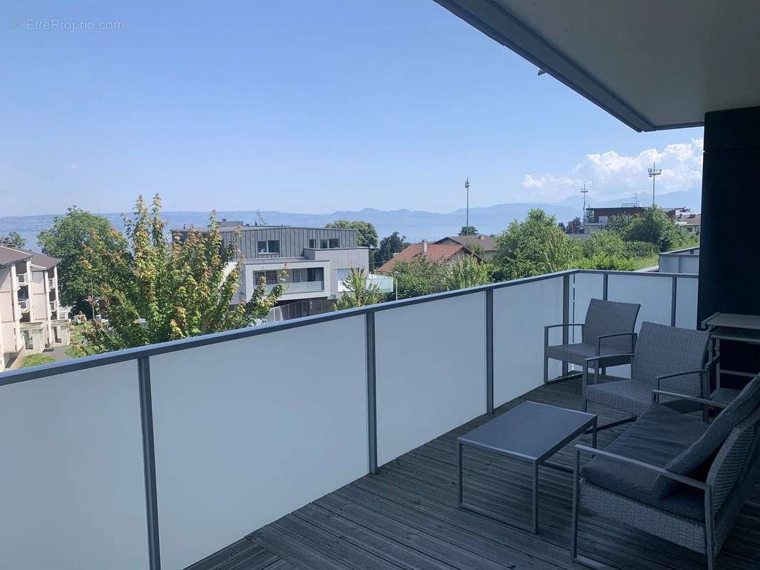 Appartement à EVIAN-LES-BAINS