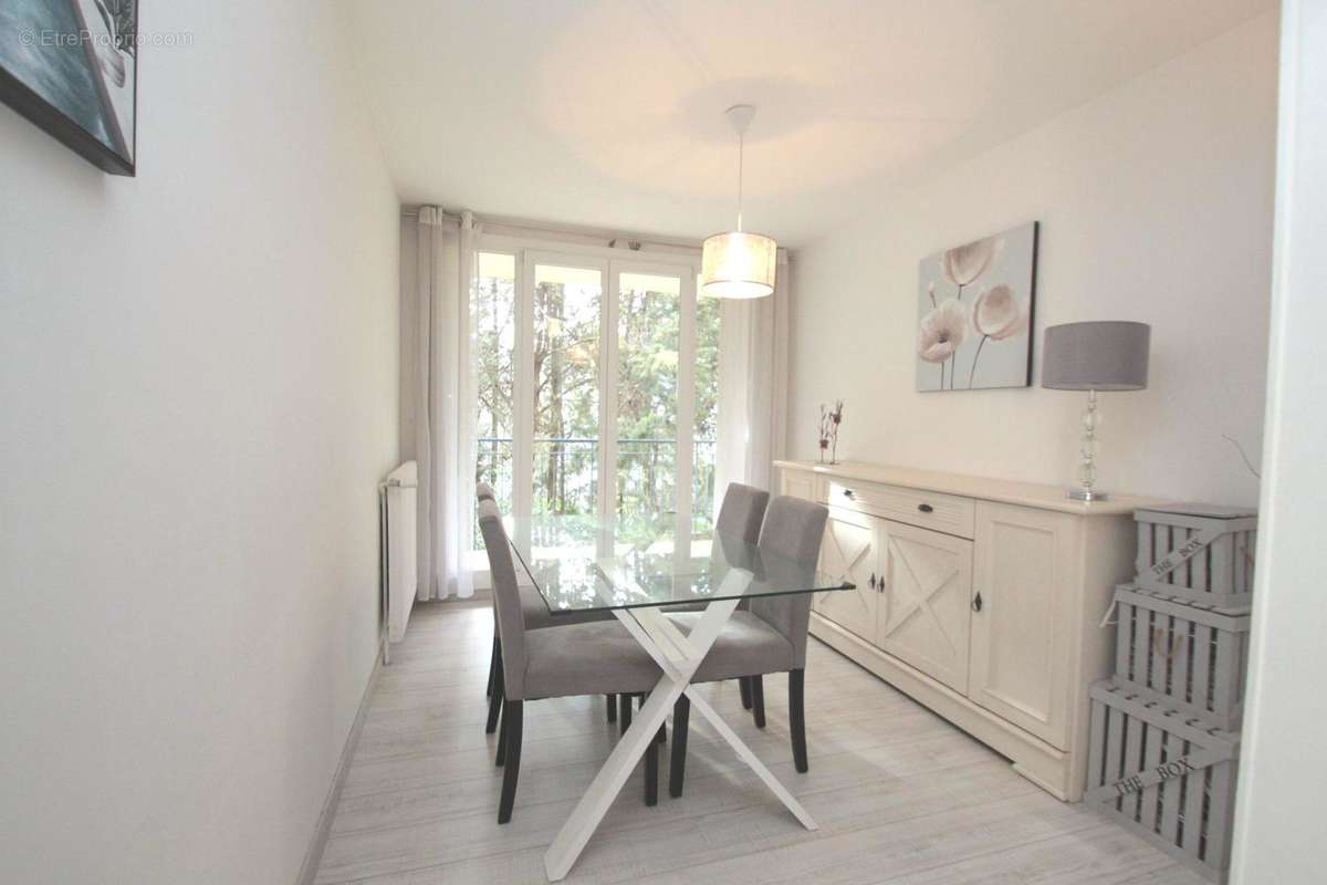 Appartement à NIMES