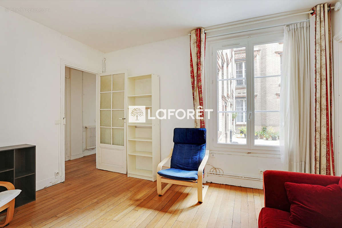 Appartement à PARIS-15E