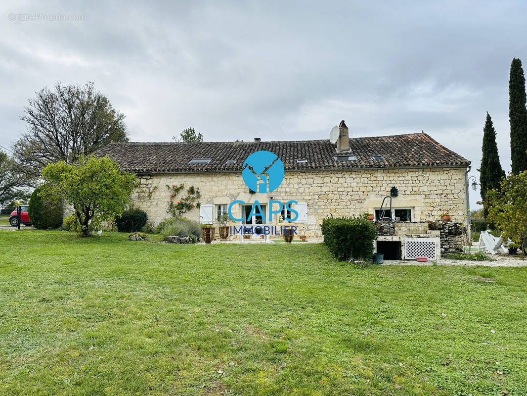 Maison à CAHORS