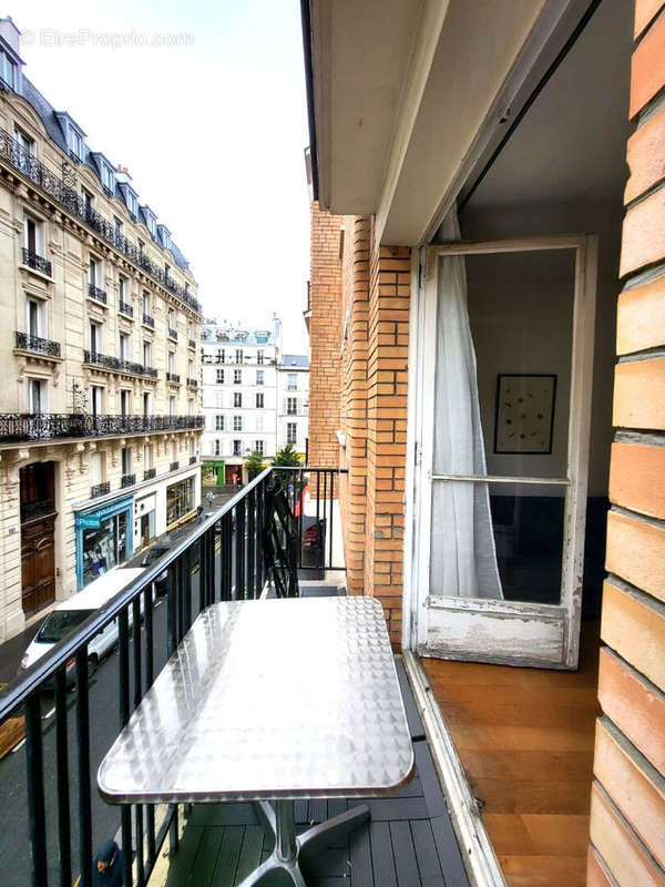 Appartement à PARIS-9E