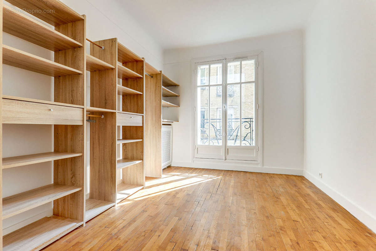 Appartement à PARIS-20E