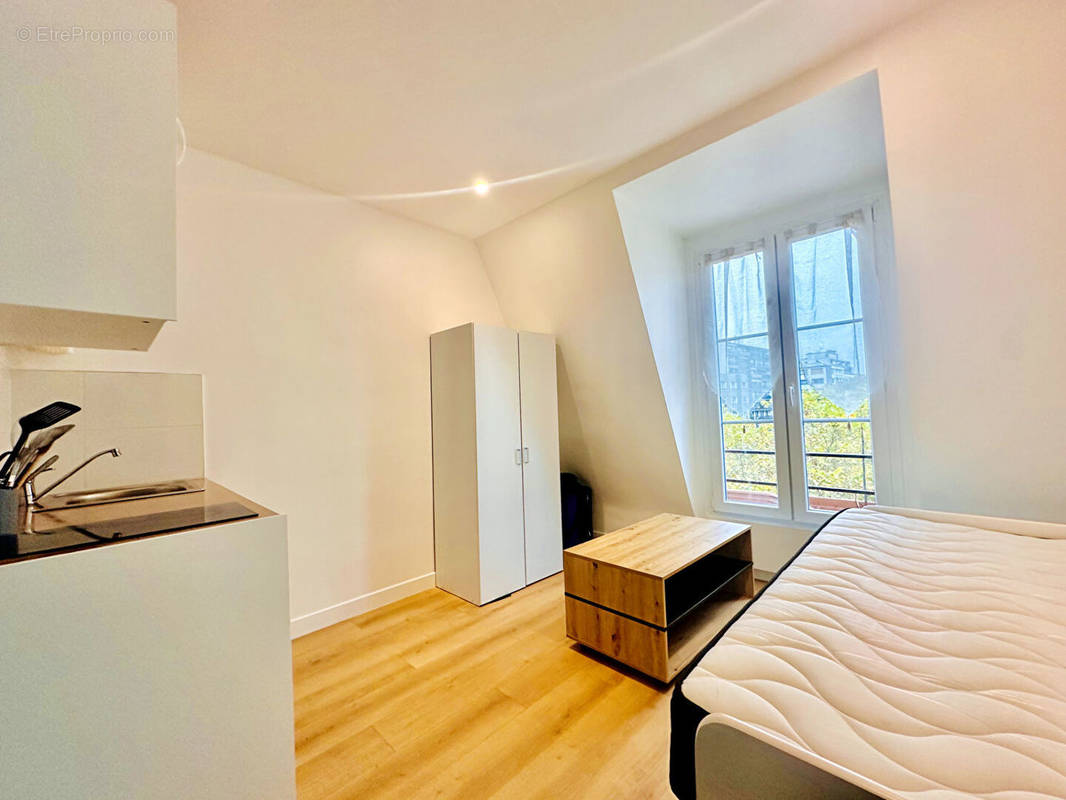 Appartement à PARIS-20E