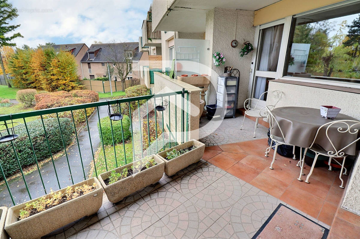 Appartement à SAINT-OUEN-L&#039;AUMONE