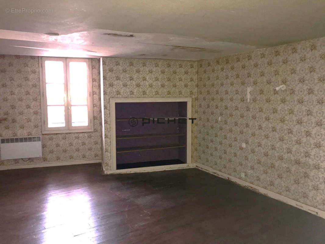 Appartement à UZERCHE