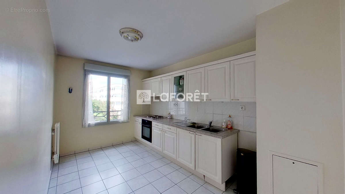 Appartement à LYON-8E