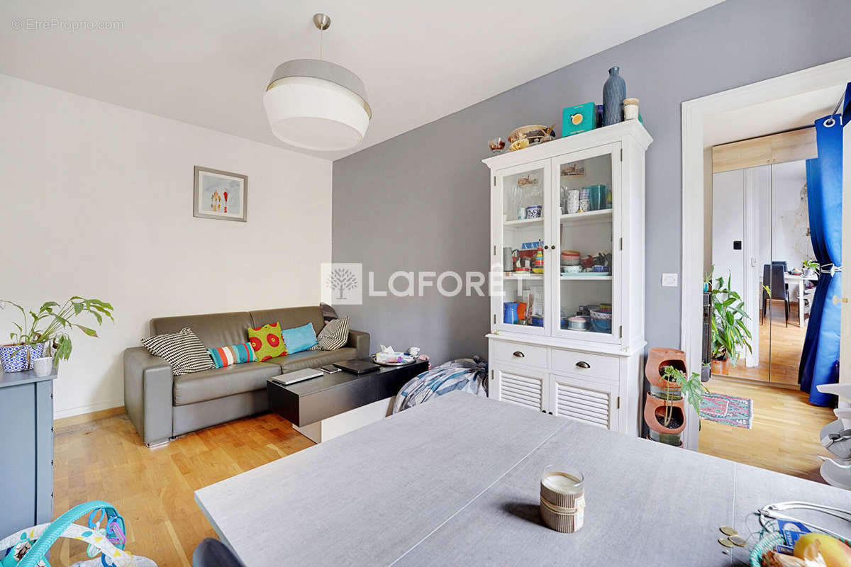 Appartement à PARIS-12E