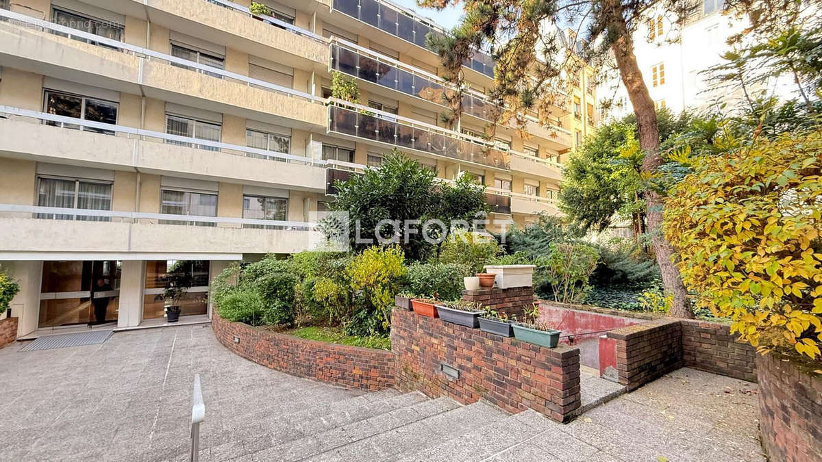 Appartement à PARIS-12E