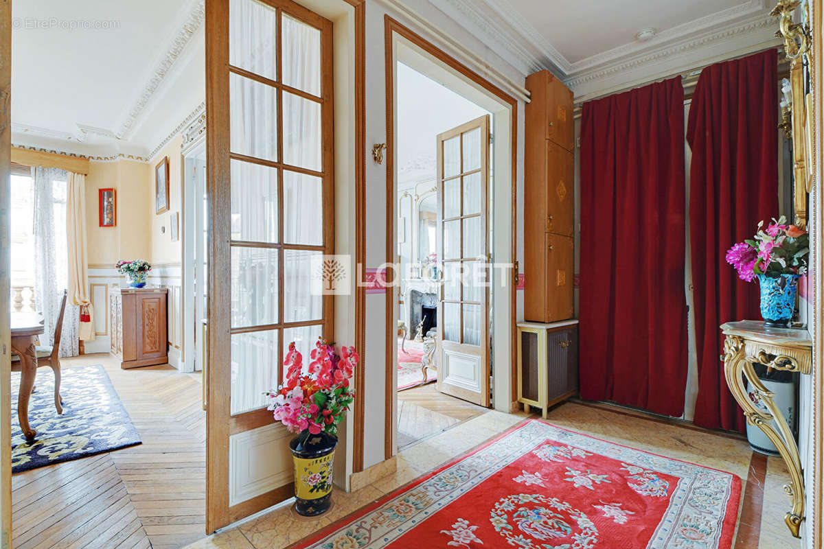 Appartement à PARIS-12E